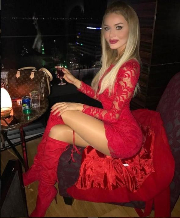 Cansu Taşkın artık işi çok abarttı bakın bu kez ne yaptı - Resim: 1