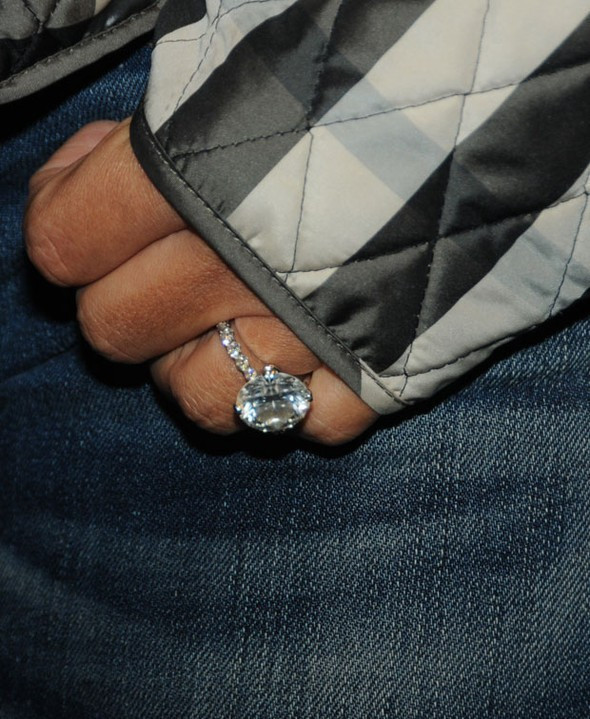 Demet Akalın instagram'dan paylaştı yüzükler olay oldu! - Resim: 4