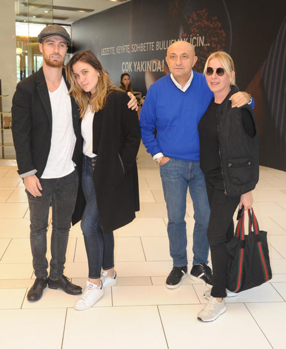 Sinan Engin'den çok konuşulan fotoğrafa ilk yorum! - Resim: 1