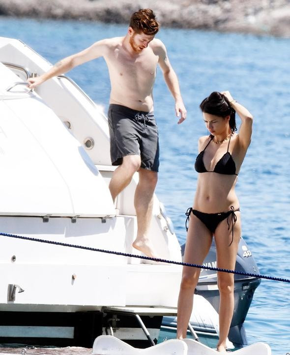 Adriana Lima'dan şaşırtan Metin Hara paylaşımı! - Resim: 4