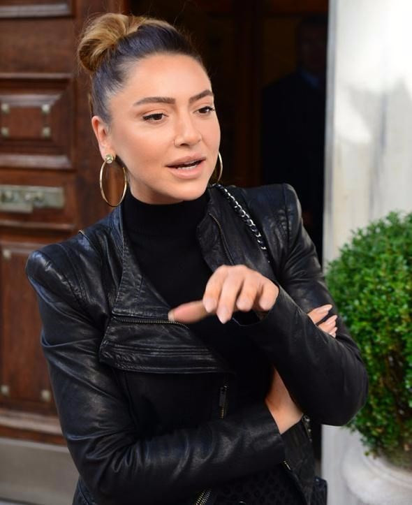 Hadise Angelina Jolie'nin yolunda bakın ne yapacak  - Resim: 3