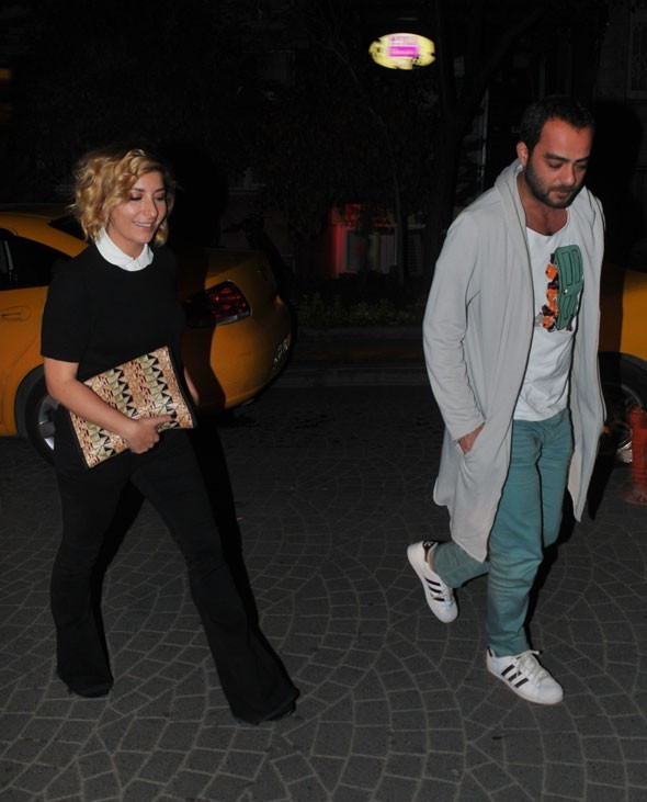 İç çamaşırı skandalından sonra ilk kez Şebnem Bozoklu gecelerde! - Resim: 4