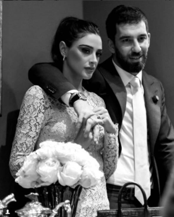 Aslıhan servet değerindeki yüzüğüyle hava attı - Resim: 1