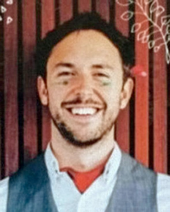 Eski sevgilisine tecavüz iftirası attı inandırıcı olsun diye bakın ne yaptı? - Resim: 3