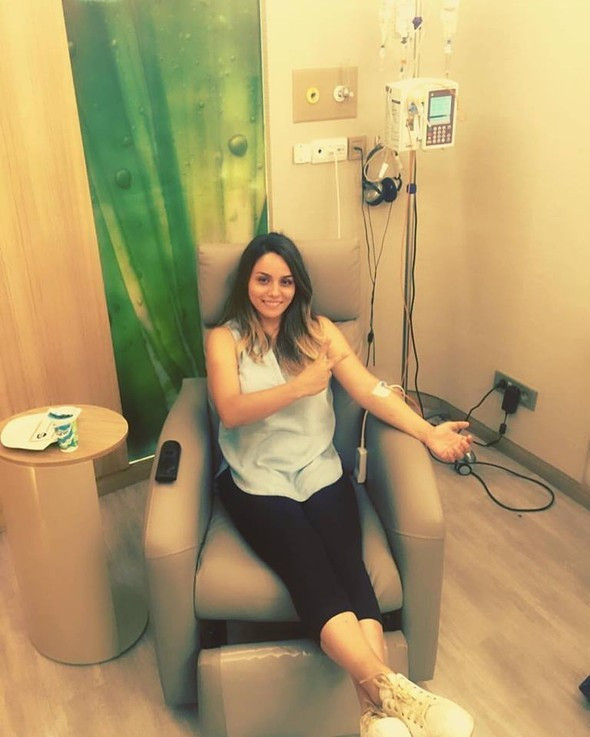 Gelinlik provasında öyle bir haber aldı ki... - Resim: 2