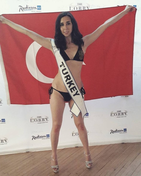 Birinciliği olay olmuştu Ecem Uzgör İngiltere’de single çıkardı - Resim: 3