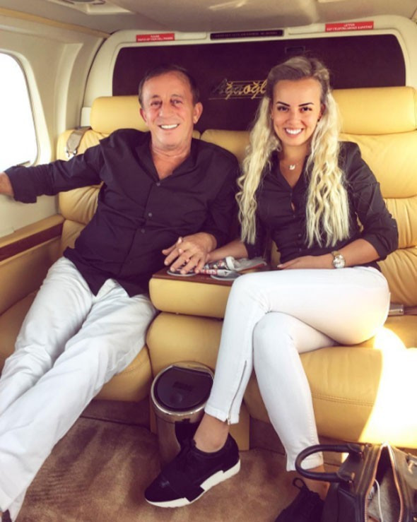 Ali Ağaoğlu sevgilisi ile tatilde - Resim: 3