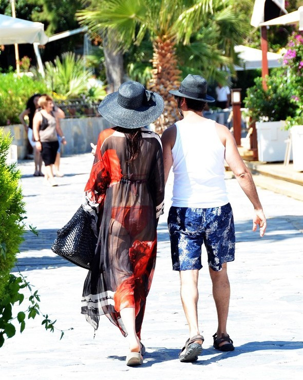 Lahmacun 60 liraydı şimdi sinek avlıyorlar - Resim: 3