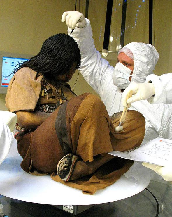 Tam 600 yıldır cesedi çürümüyor tüyler ürpertiyor - Resim: 1