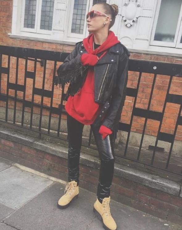 Serenay Sarıkaya'dan hayranlarını üzecek haber - Resim: 4