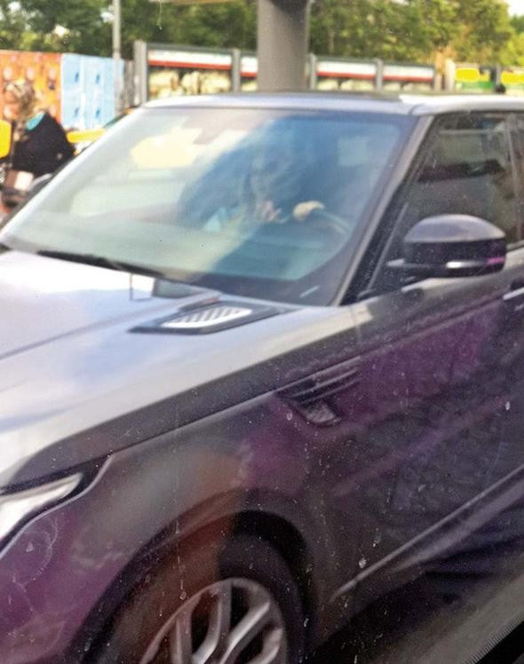 Özcan Deniz'in yeni sevgilisi Yağmur Karabal kimdir? - Resim: 2