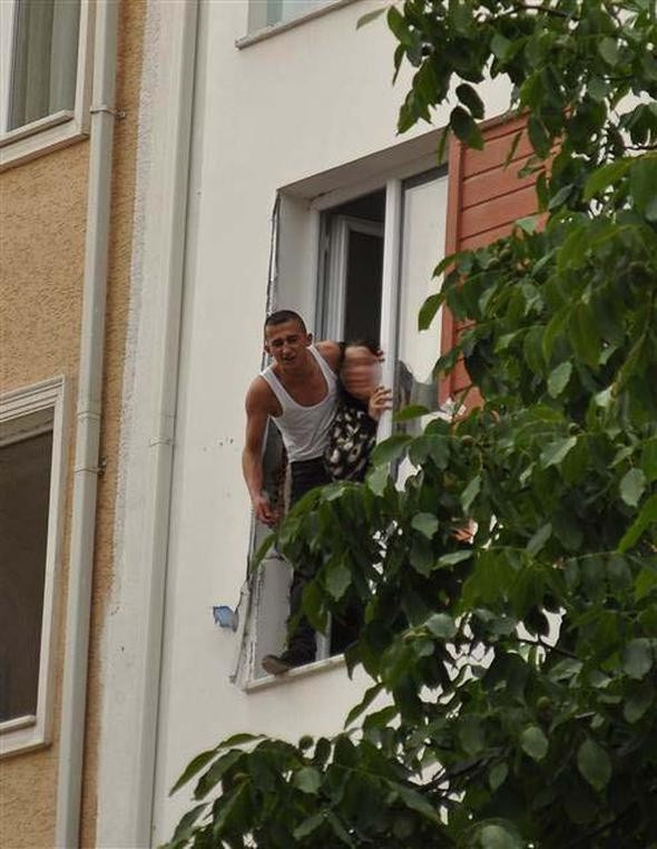 Eskişehir'de dehşet! Üniversiteli kız, evinde rehin alındı! - Resim: 4