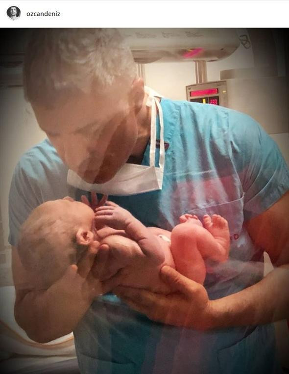 Özcan Deniz'den oğluna duygu yüklü mesaj! İlk kez yüzünü gösterdi - Resim: 4