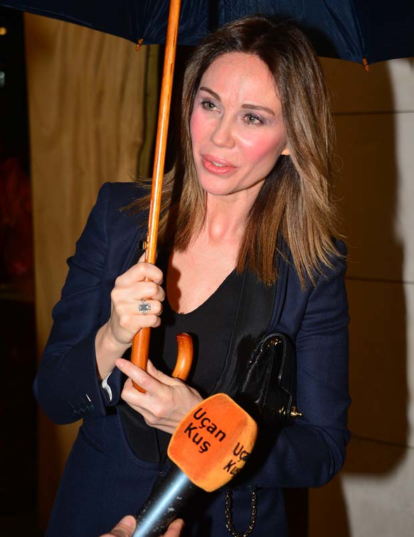 Aldatılan Demet Şener'den ayrılığından ardından ilk mesaj! - Resim: 1