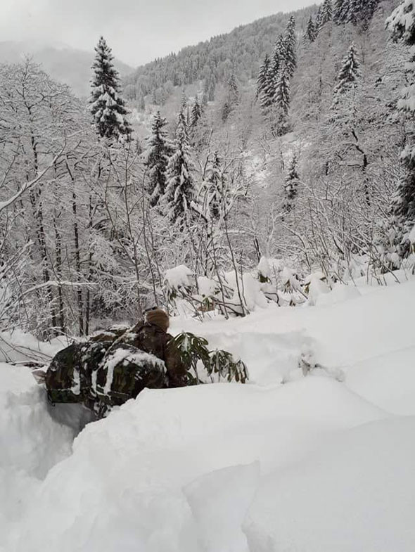 O terörist böyle teslim oldu! Bakın burası neresi?.. - Resim: 3