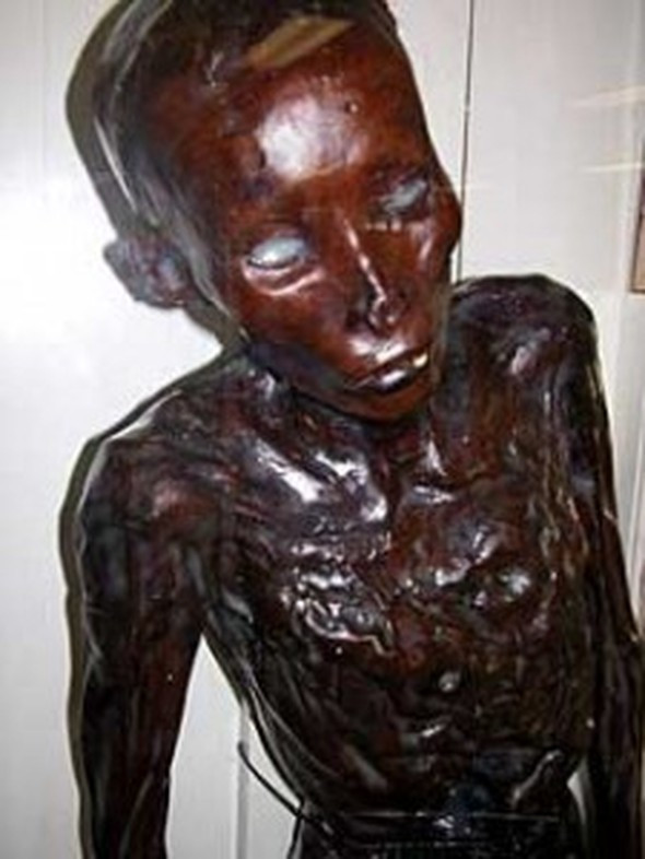 Çocukları katletmişti... Seri katil huzuru mezarda bile bulamadı! - Resim: 2