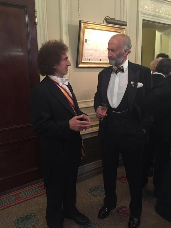 Hüseyin Özer kimdir yok böyle bir hayat hikayesi - Resim: 3