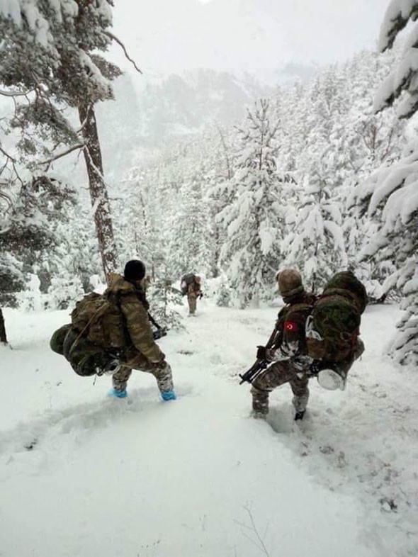 O terörist böyle teslim oldu! Bakın burası neresi?.. - Resim: 4