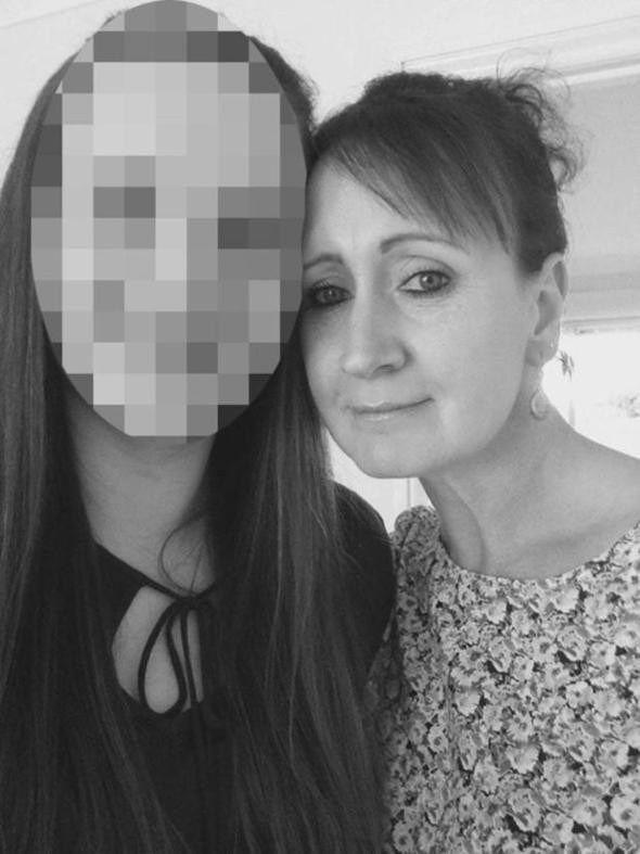 Sevgilisini yarı çıplak aldatırken yakaladı intikamı ağır oldu - Resim: 2