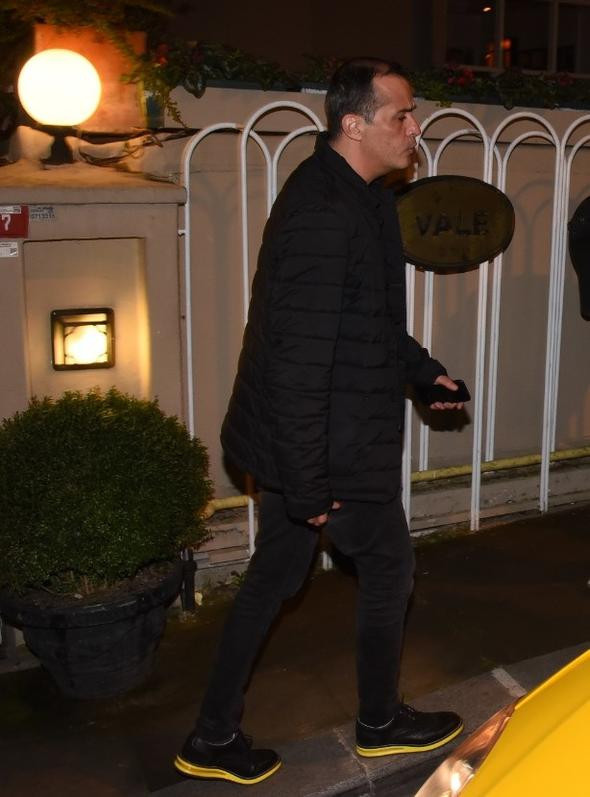 Şalıyla yüzünü gizledi: Annem görürse beni keser - Resim: 2