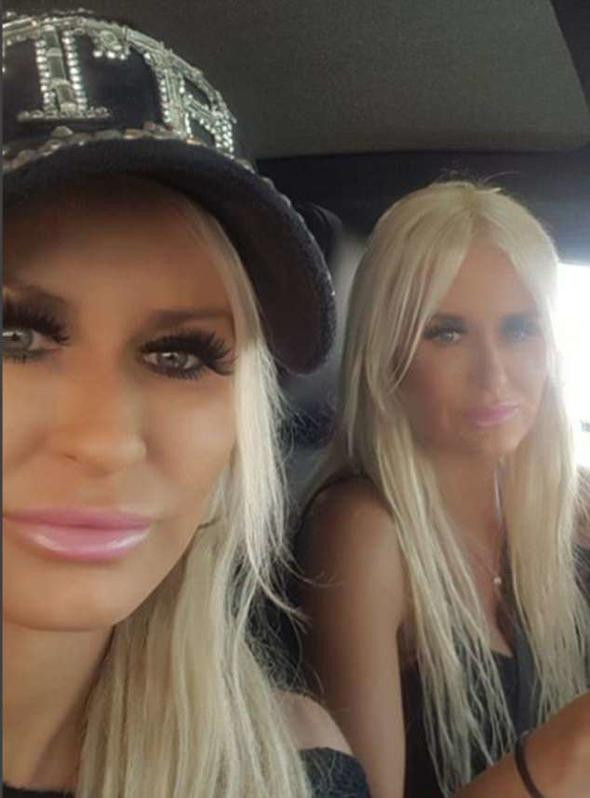 Ülke bu rezaleti konuşuyor! İkiz kardeşler ortalığı birbirine kattı - Resim: 2