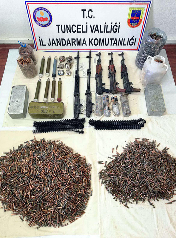 Tunceli'de PKK cephaneliği ele geçirildi! - Resim: 3