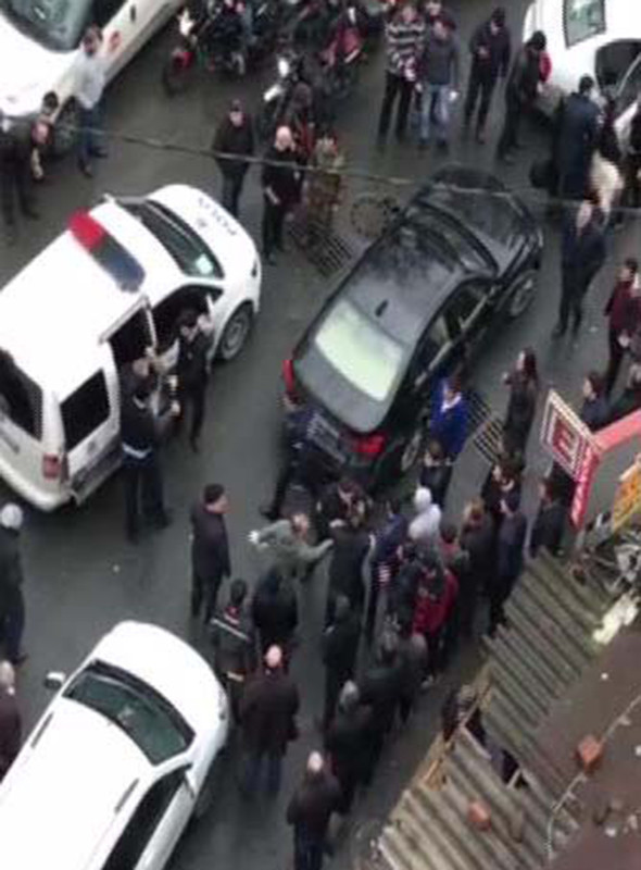 Sarıyer'de ilginç keçi kavgası: Polis kavgayı biber gazı ile ayırdı! - Resim: 2