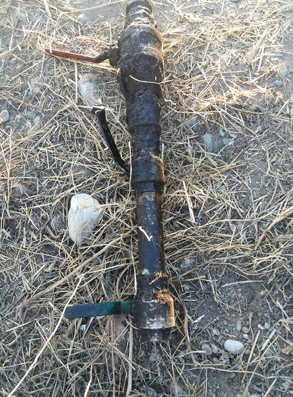 Petrol boru hattında patlama: Metrelerce yükseğe fışkırdı! - Resim: 2