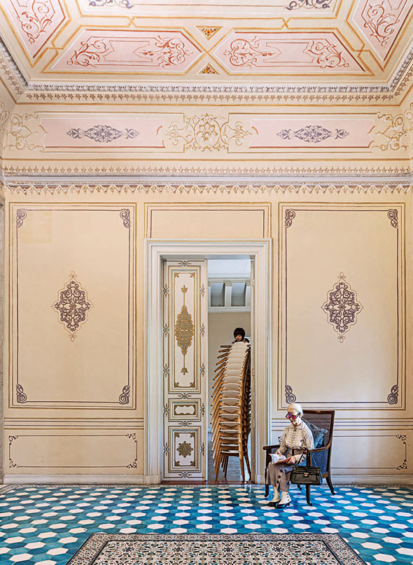 Ömer Koç koleksiyonuna "laiklik bu mu" saldırısı - Resim: 2