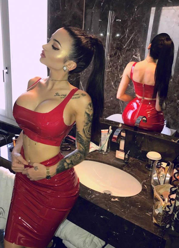 'Çirkin' diyenlere inat 38 bin sterline bir bomba oldu - Resim: 4