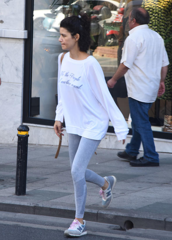 Beren Saat adeta eriyip gitmiş! Gören bu ne hal dedi... - Resim: 3