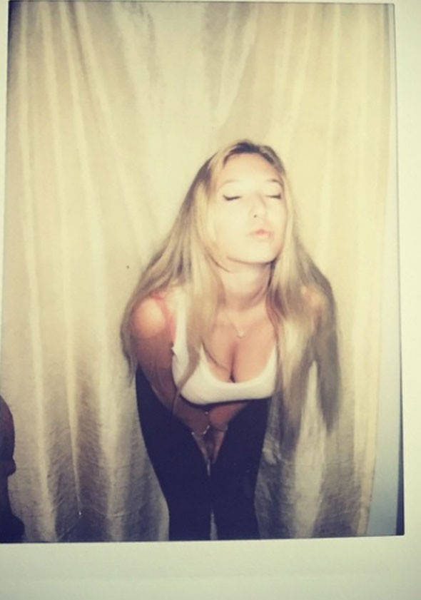 Mehmet Ali Erbil'in kızı  oyuncu oluyor - Resim: 2