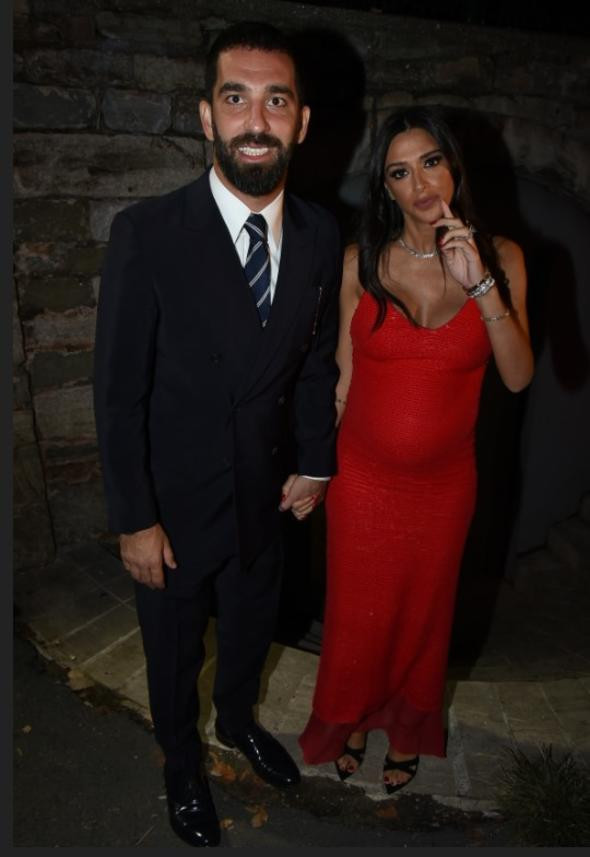 Arda Turan'dan doğacak bebeğine rekor fiyatta hediye! - Resim: 3