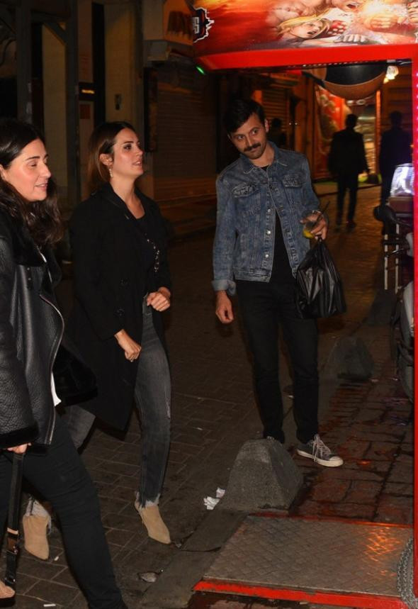 İrem Sak'ın olaylı gecesi: Ben Sivaslıyım, güç bende uyanın ulan - Resim: 2