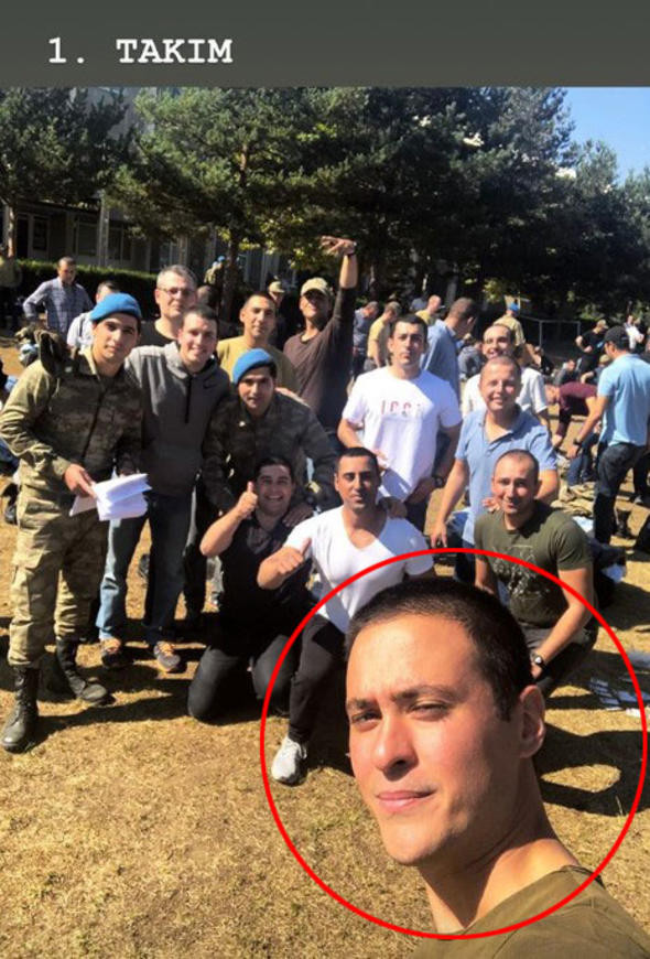 Ünlü oyuncu çavuş oldu: Askerlikten ilk fotoğrafını paylaştı! - Resim: 2