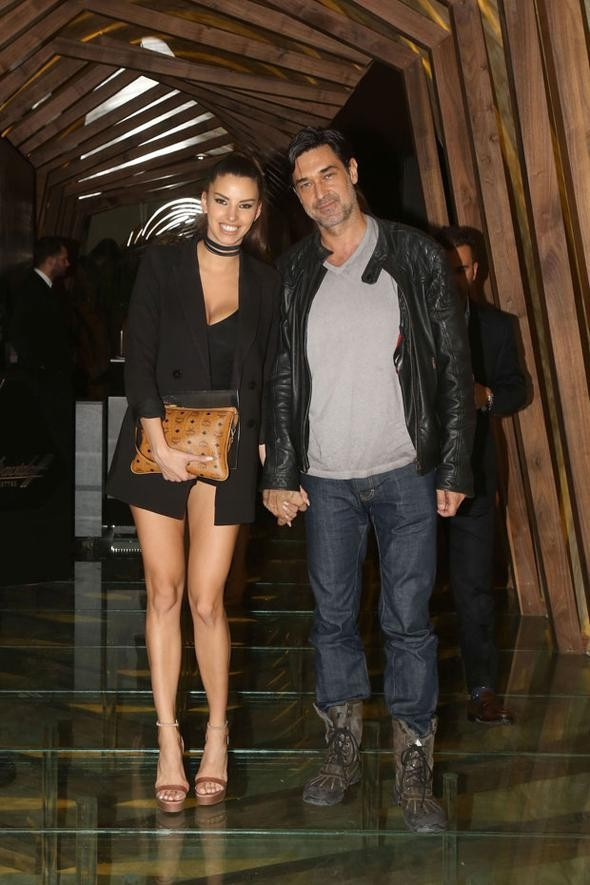 Yunanistan'da aşk sarhoşu oldu - Resim: 2