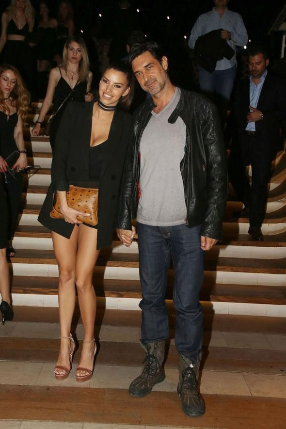 Yunanistan'da aşk sarhoşu oldu - Resim: 3