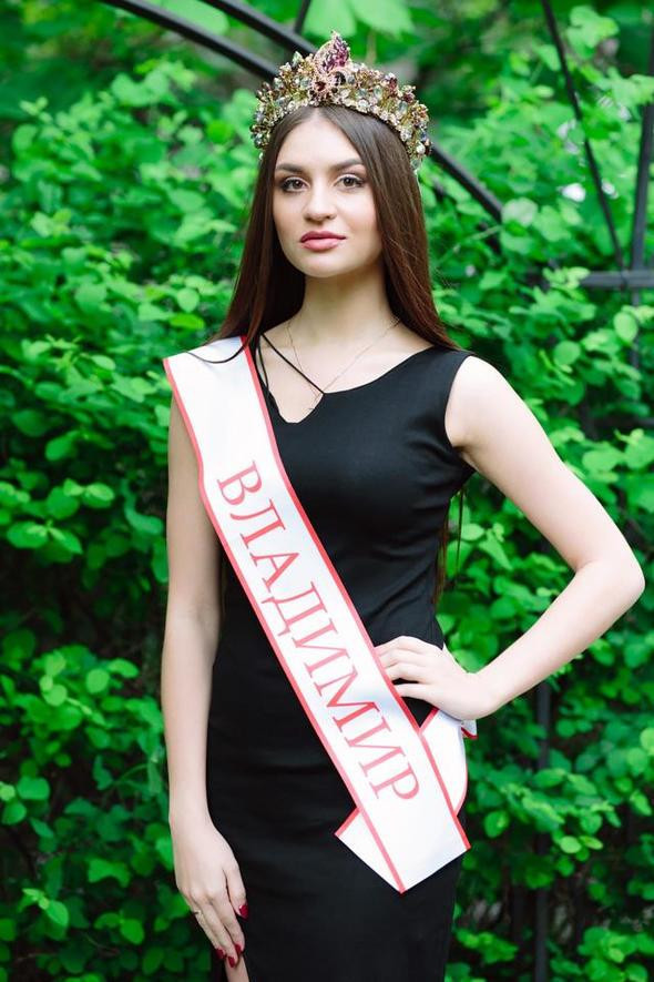 Rusya bu skandalı konuşuyor! Genç kızlara akılalmaz seks tuzağı - Resim: 3