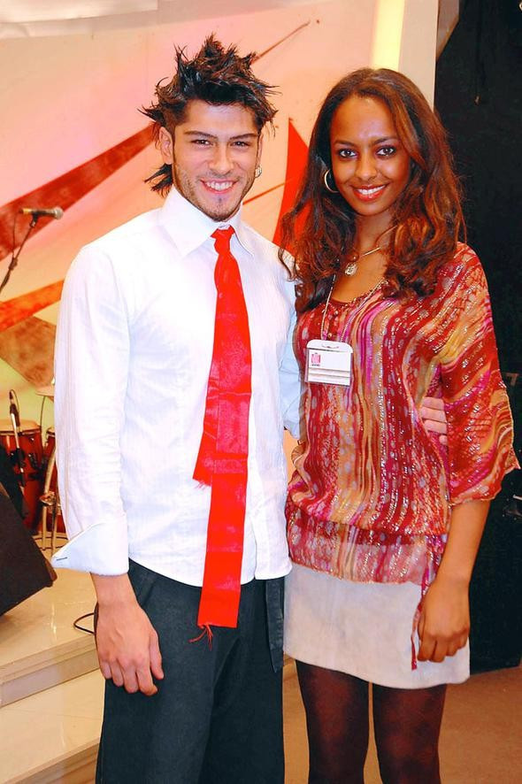 Onu tanıdınız mı? Şimdilerin çok ünlü bir oyuncusu ama... - Resim: 1