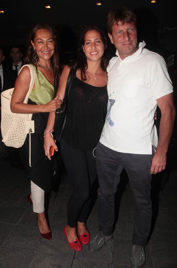 Hülya'dan onay çıktı: Gençliğinde yapsın izin veriyorum - Resim: 4