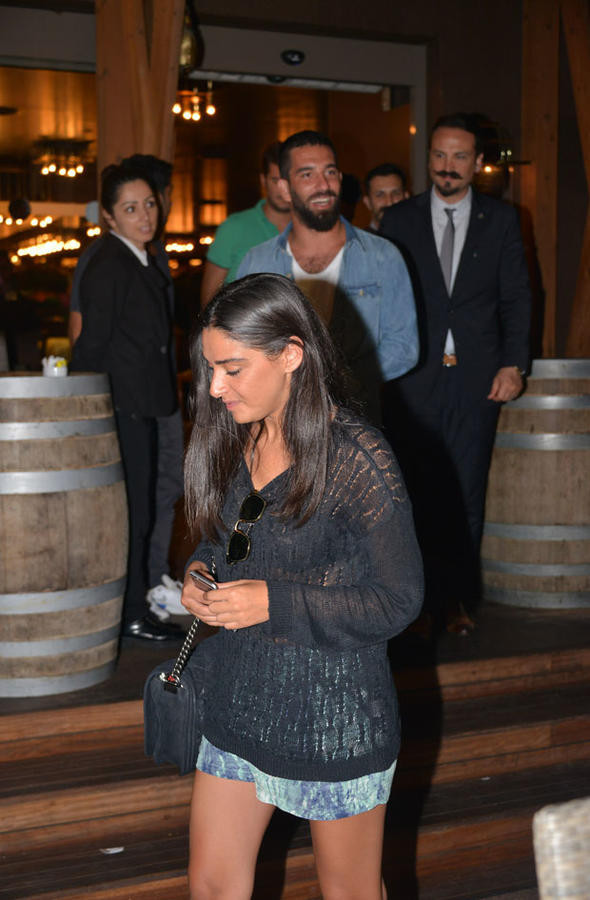 Aslıhan Doğan Arda Turan'la daha evlenmeden yasaklara başladı - Resim: 2