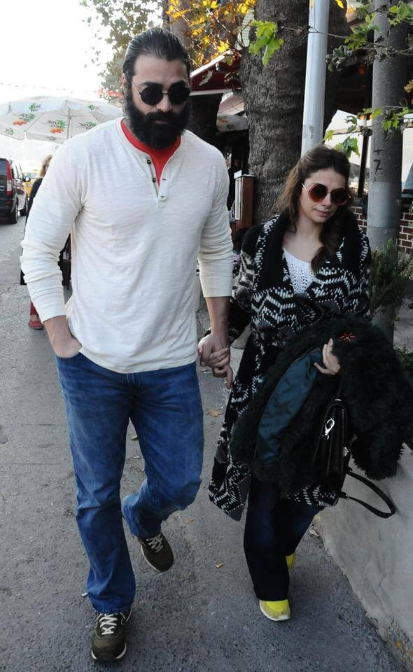 Sarp Levendoğlu çok fena yakalandı! Boşanma sebebi mi? - Resim: 4