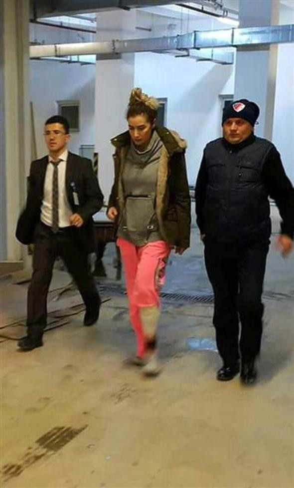 Trafik kazası geçiren Sıla'nın ilk görüntüleri - Resim: 2