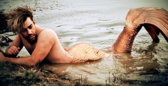 Binlerce lira harcayıp deniz kızı oldu! - Resim: 1