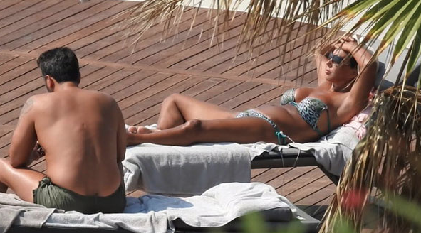 Bodrum'da aşka geldiler! Asena'yı öpücüklere boğdu - Resim: 3