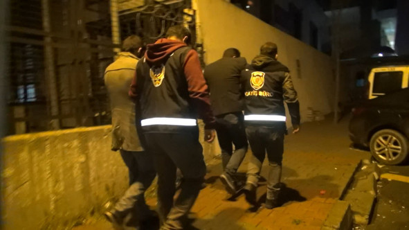 Esenyurt'ta şizofreni hastasına üç kişi birden saldırdı - Resim: 0