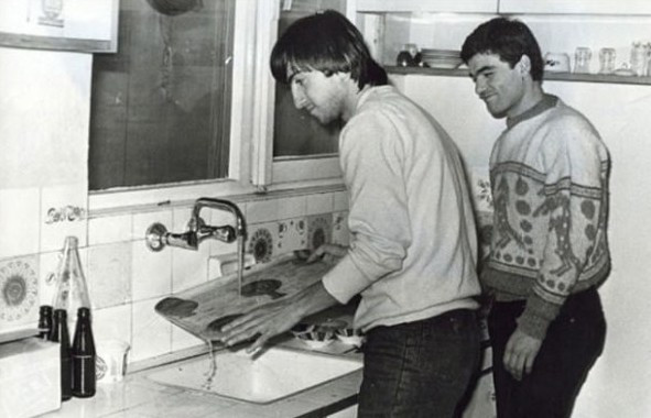 Rıdvan Dilmen Bülent Ersoy'a şişe fırlattı eyvahlar olsun - Resim: 3