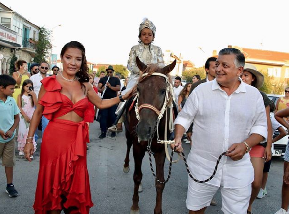 Yılmaz Vural oğlunu atla gezdirdi görenlerin ağzı açık kaldı - Resim: 4