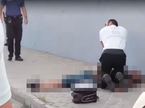 Aydın'da eski sevgili dehşeti! Sokak ortasında silahla boğazından vurdu - Resim: 0