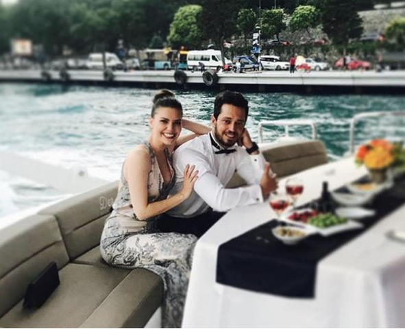 Aslı Enver ve Murat Boz ayrıldı iddiası TT oldu hayranları isyan etti - Resim: 3